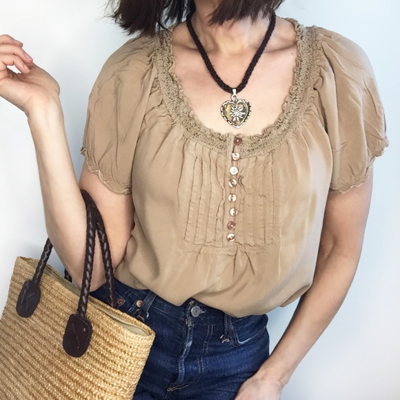 Vintage Tan Blouse - Picture 6 of 7